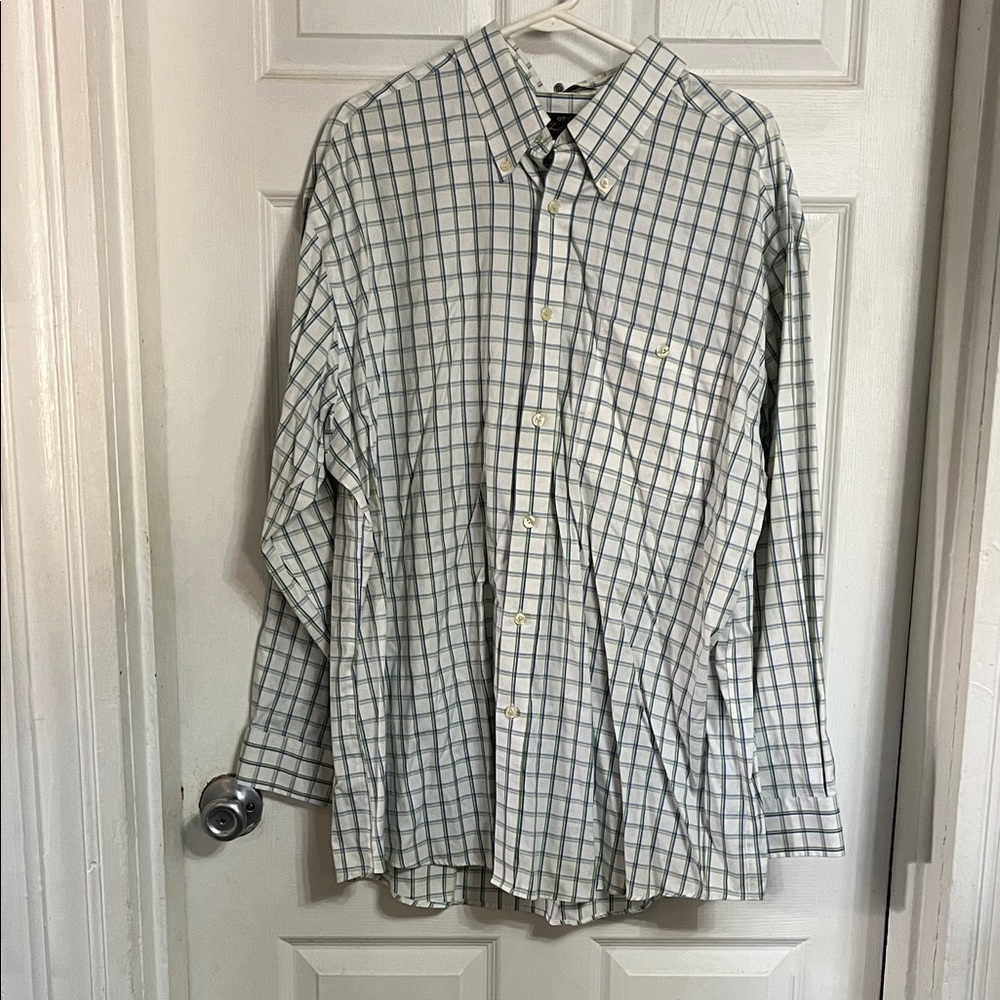 Orvis Men's Casual Checkered Shirt - White and Blue
